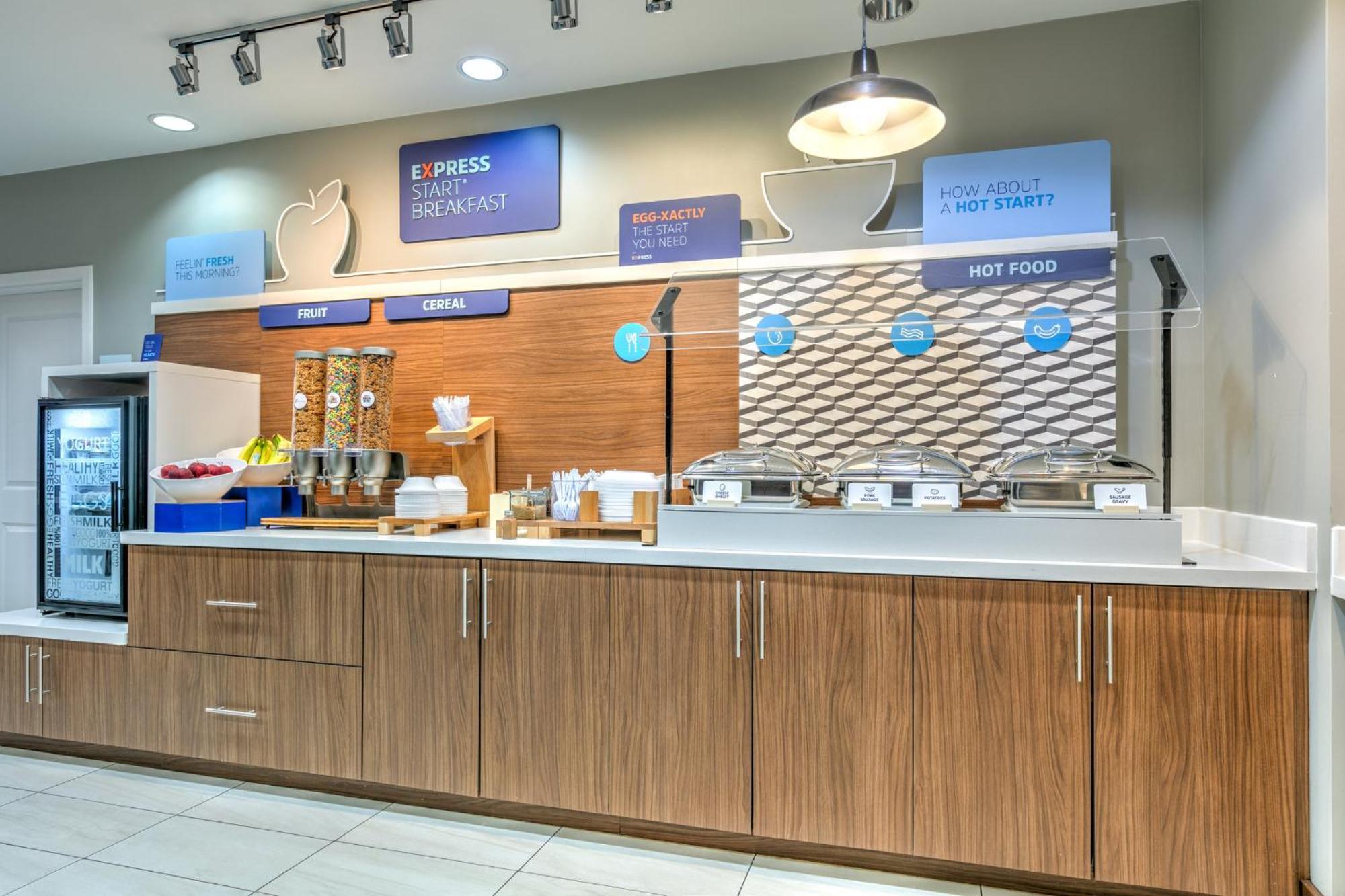 Holiday Inn Express Hotel & Suites Clute-Lake Jackson By Ihg Extérieur photo