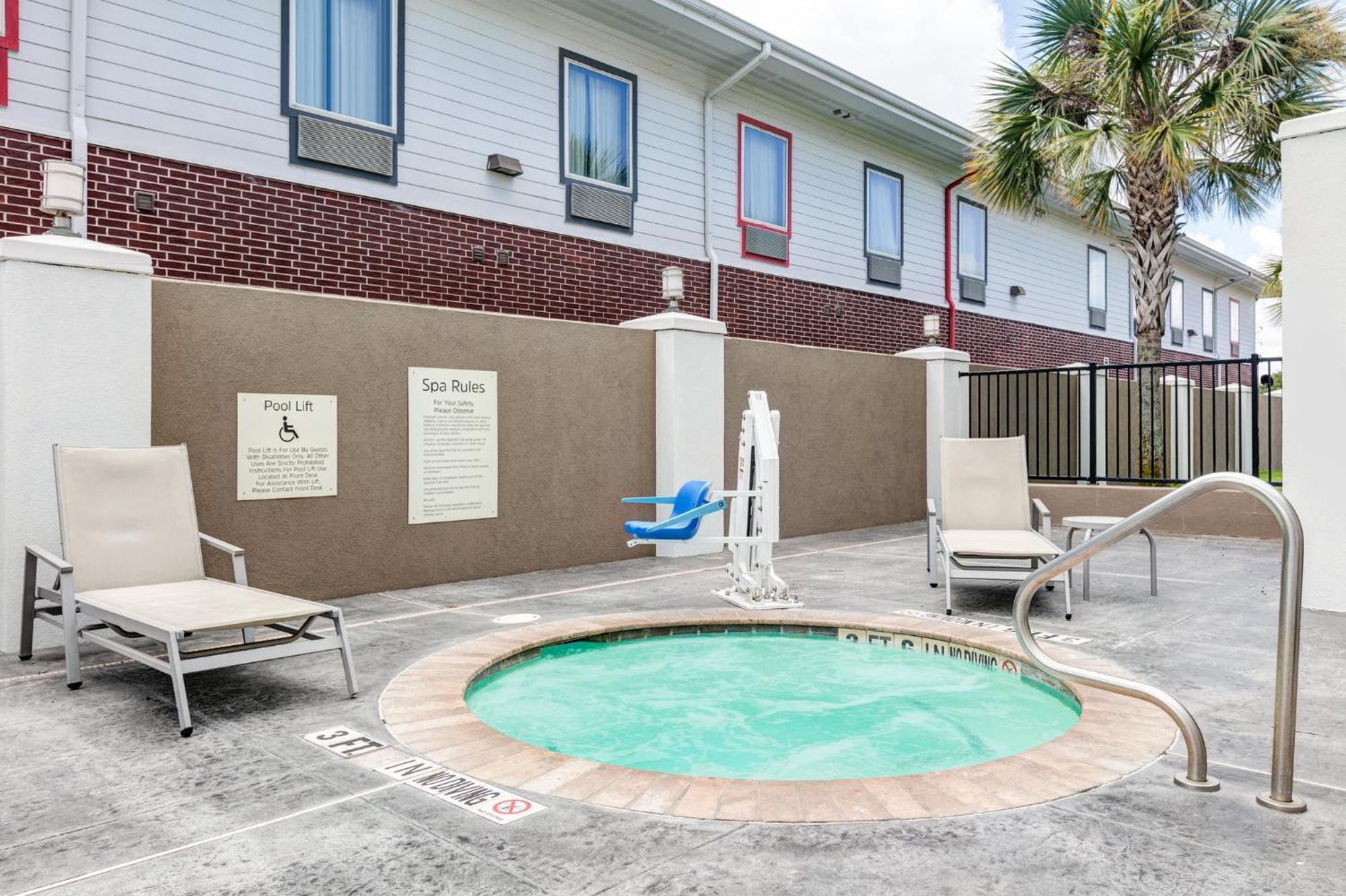 Holiday Inn Express Hotel & Suites Clute-Lake Jackson By Ihg Extérieur photo